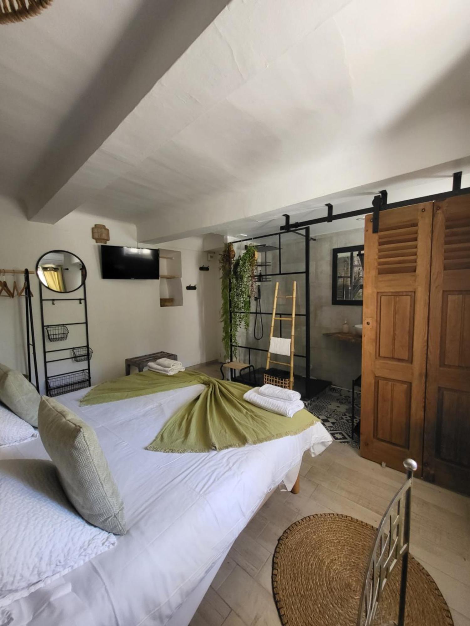 Hotel Auberge Provencale แซ็งต์-ราฟาเอล ภายนอก รูปภาพ